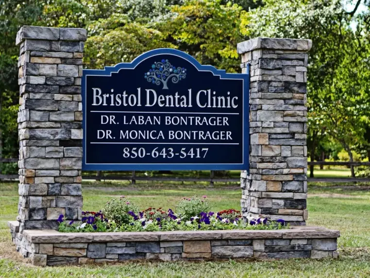 Bristol Dental Clinic monument sign